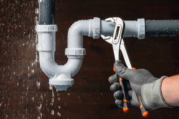 Professional Gas Line Repair technician working in Rumford, RI